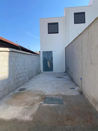 Imagem Casa geminada 02 quartos com suíte - Canaã