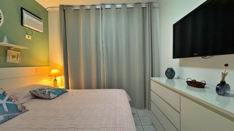 Imagem Apartamento com 3 dormitórios à venda, 100 m por R$ 2.500.000,00 - Riviera