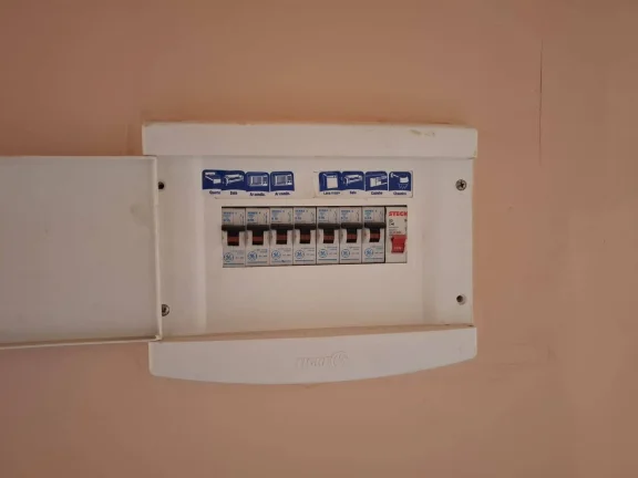 Imagem Vendo Apartamento tipo casa em vila na praça Seca,2 quartos com vaga 91m2