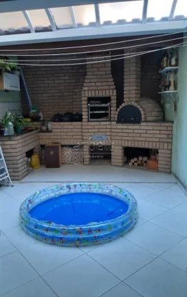 Imagem Casa em condomínio com 85 M², com 2 quartos sendo 1 suíte, copa cozinha com balcão tipo american...