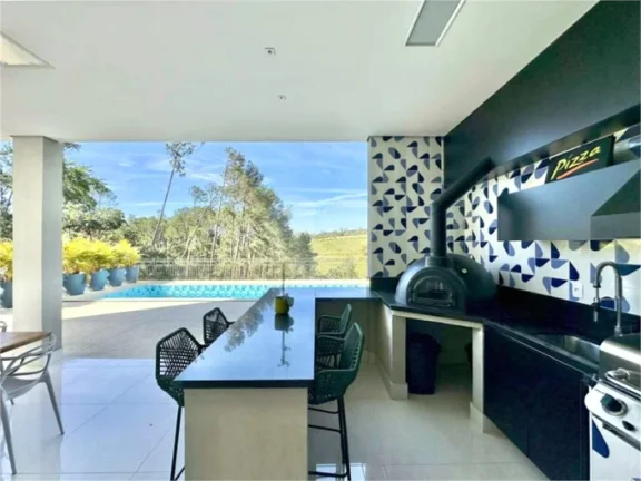 Imagem Casa à venda com 3 quartos, sendo 3 suítes, no condomínio Vintage, Cotia - SP