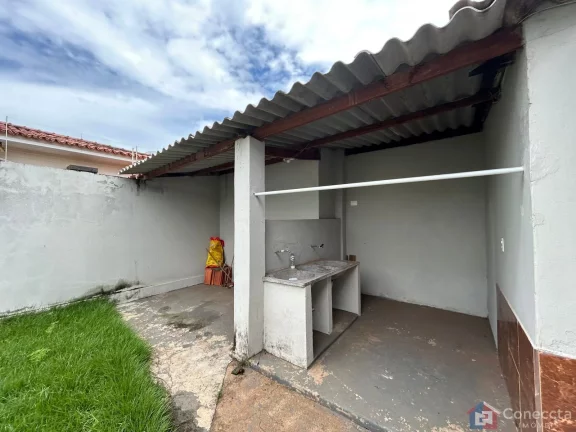Imagem Casa à Venda na Várzea – Espaçosa, Murada e Bem Localizada!
