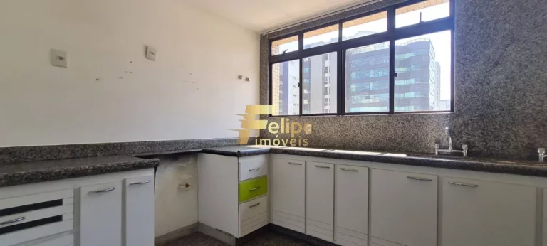 Imagem LUXUOSO APARTAMENTO DE 04 QUARTOS E 04 SUÍTES NA PRAIA DA COSTA, VILA VELHA/ES!