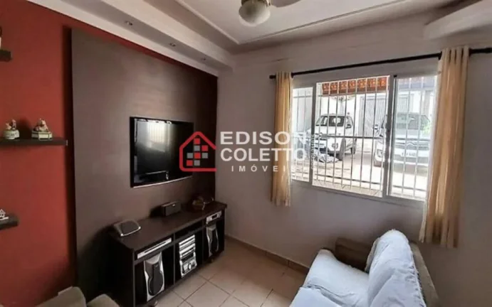 Imagem Pronto para Morar - Casa a venda com Espaço Gourmet e Piscina no Glebas Califórnia!
