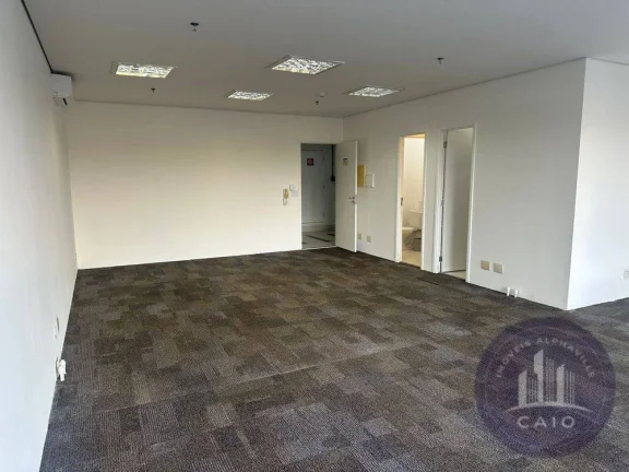 Imagem Sala com 56 m² para aluguel por R$ 3.500,00 - Alphaville/SP