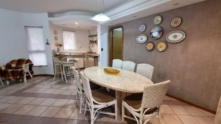 Imagem Apartamento com 3 dormitórios à venda, 130 m² - Pitangueiras - Guarujá/SP