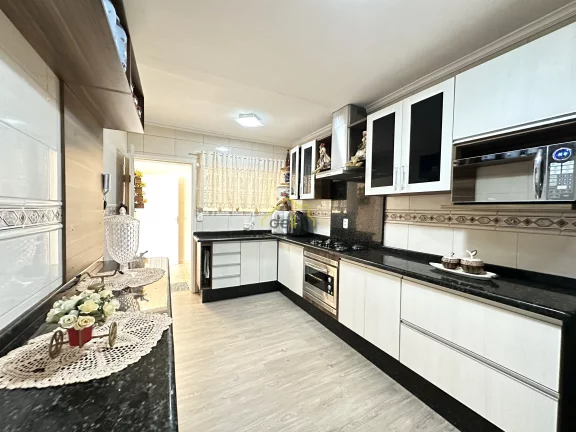 Imagem Casa plana Averbada no Bom Retiro próximo do Shopping Garten TOTVS e Cassol !!