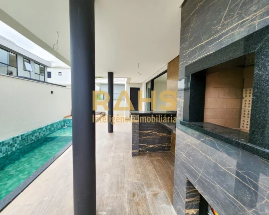 Imagem Maravilhoso Sobrado em Condomínio Fechado no bairro Vila Nova. Em um dos melhores condomínios resi...