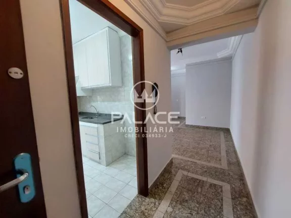 Imagem Garagem para 2 carros, sala 2 ambientes, lavabo, cozinha com armários, banheiro social, 3 dormitór...