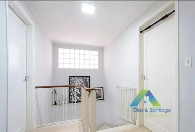 Imagem Lindo Sobrado para locação com 04 quartos na vila Prudente.
