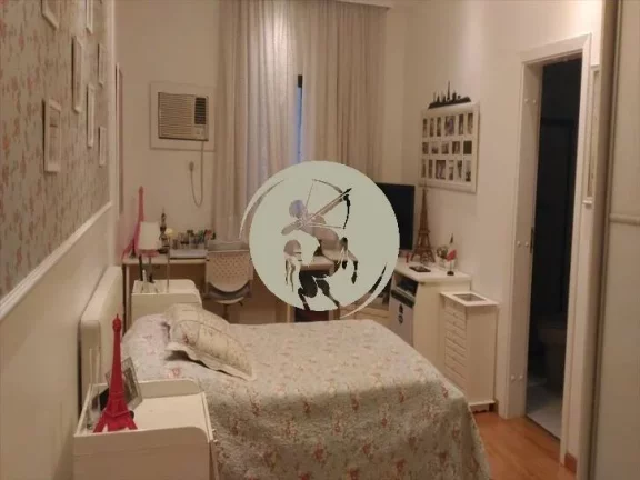 Imagem RICAMENTE DECORADO APARTAMENTO AMPLO, 4 SUITES, 4 VAGAS DEMARCADAS. ESTUDA APARTAMENTO MENOR OU COBE...