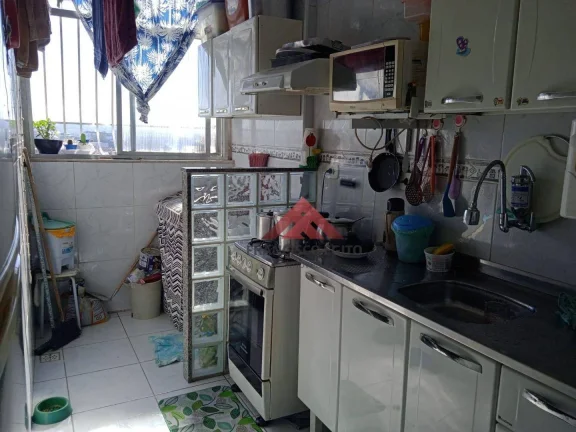 Imagem Apartamento com 2 dormitórios à venda, 55 m² por R$ 200.000,00 - Alcântara - São Gonçalo/RJ