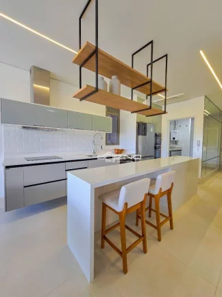 Imagem Apartamento pé na Areia frontal à Venda, com 4 suítes 208m² - 3 vagas, Riviera de São Lourenço Bertioga SP