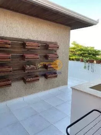 Imagem SOBRADO TRÍPLEX COM 4 DORMITÓRIOS NO BAIRRO RAIA EM PARANAGUÁ
