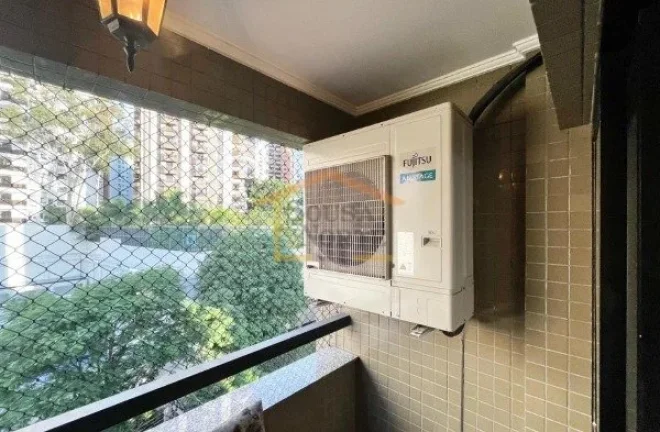 Imagem Apartamento com 96 m². Possui 3 dormitórios, sendo 1 suíte, 2 banheiros, sala ampla com boa ilumi...