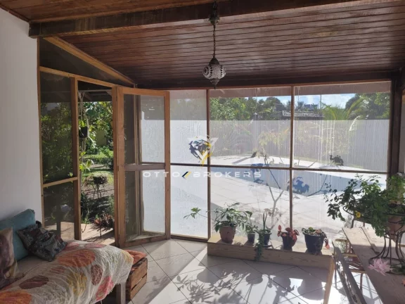 Imagem CASA RESIDENCIAL em SANTA CRUZ CABRÁLIA - BA, coroa vermelha