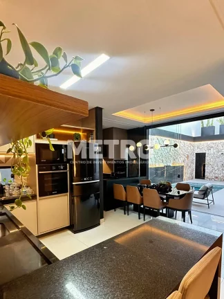 Imagem Casa à venda no Sol Nascente Orla , 3 suítes, cortinas, planejados, piscina
