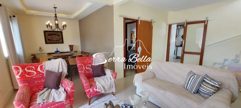 Imagem Casa com 4 dormitórios à venda, 200 m² por R$ 1.350.000,00 - Bom Retiro - Teresópolis/RJ