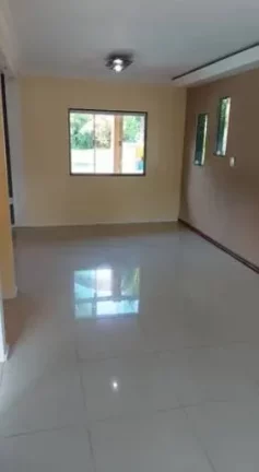 Imagem Casa à venda em Maricá, Vale da Figueira (Ponta Negra), com 3 quartos, 250m2