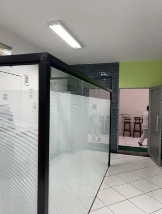 Imagem Prédio Comercial há 300 metros da Estação Carrão