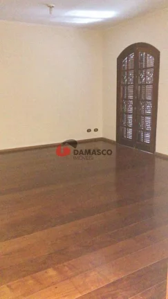 Imagem Casa à venda 2 Quartos, 1 Suite, 4 Vagas, 200M², Campestre, Santo André - SP