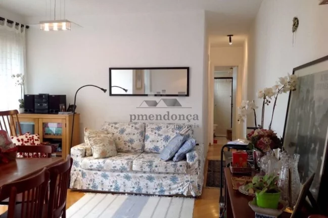 Apartamento à venda em Pinheiros com 2 quartos e 1 vaga, 52m2