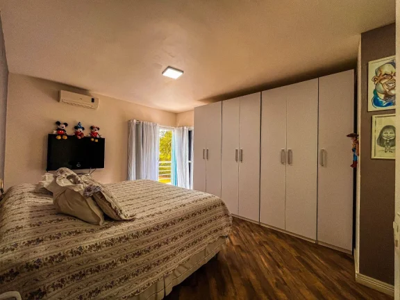 Imagem Casa 4 quartos à venda, 360 m² por R$ 1.750.000 - Chácara Santa Lúcia - Carapicuíba/SP