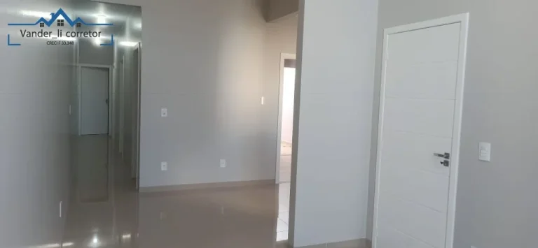 Imagem Imperdível Casa à Venda em Toledo-PR 3 Quartos, 1 Suíte, 2 Salas, 3 Banheiros, 3 Vagas Jardim Pancera 90m²