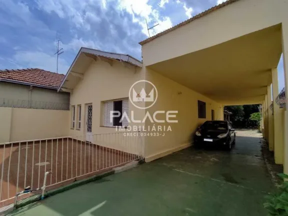 Excelente casa térrea com localização privilegiada no bairro Paulista em Piracicaba SP.
 Imóvel ...