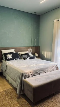 Imagem Casa Impecável à Venda - Santa Cruz | R$ 2.700.000