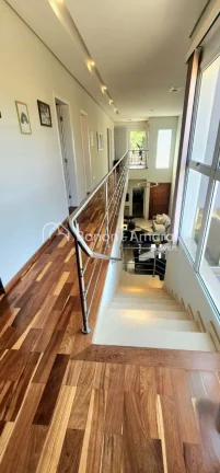 Imagem Linda Casa de Esquina, Toda Mobiliada - Oportunidade Imperdível!