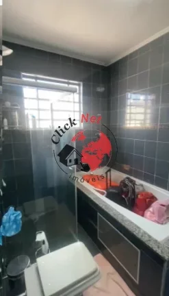 Imagem Casa Térrea,estudo permuta menor valor , 4 dorms sendo 3 suítes, Edicula ,quintal churrasq, Parq dos Pássaros melhor bairro de São Bernardo do Campo