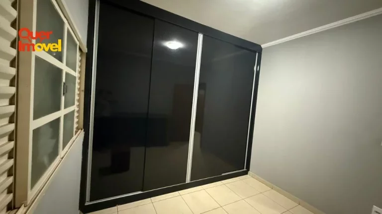 Imagem Casa à venda em Ribeirão Preto-SP, Jardim Ouro Branco: 3 quartos, 1 suíte, 1 sala, 3 banheiros, 4 vagas, 135m².