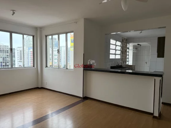 Imagem Apartamento com 2 Dormitórios à venda no Coração do Gonzaga por R$480.000,00