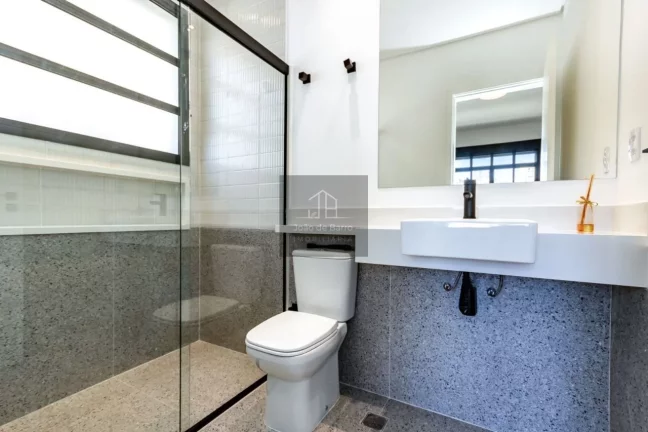 Imagem Apartamento Reformadíssimo com 3 suites 1 vaga prox Metro