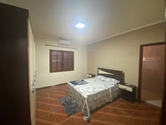 Imagem Chácara com 4 dormitórios à venda, 3800 m² por R$ 900.000,00 - Vila Americana - Tatuí/SP