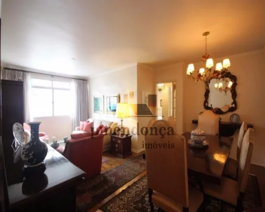 Imagem Apartamento amplo, arejado, com living para 2 ambientes, 2 dormitórios, lavabo, cozinha, área de s...