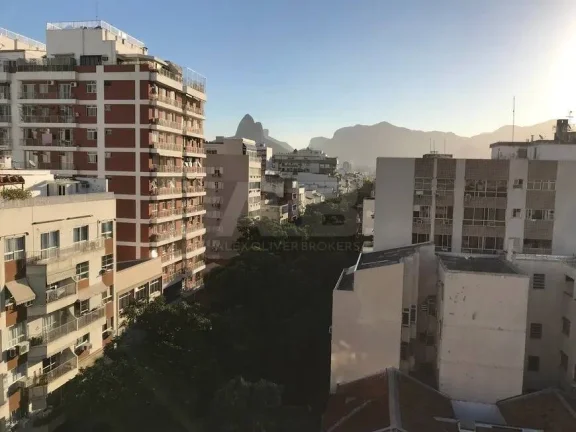 Imagem Cobertura à venda em Ipanema, 298m2, 3Qtos, 2Vgas, na Farme de Amoedo