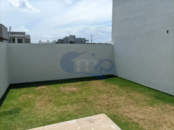 Imagem Casa geminada com 3 dormitórios no Loteamento Morada das Palmeiras em Torres/RS