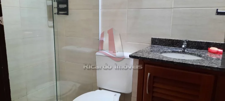 Imagem Casa Duplex em Condomínio c/ 3 Qtos ( 2 Suítes )