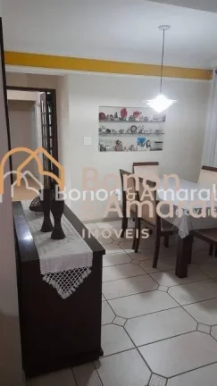 Imagem Apartamento à venda em Campinas próximo à Lagoa do Taquaral.
Possui 3 quartos sendo 1 suíte, var...