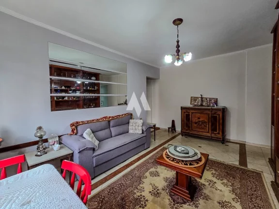 Imagem Apartamento com 2 dormitórios, sendo 1 suíte e dependência completa a 1/2 quadra da praia à venda no Embaré, Santos/SP