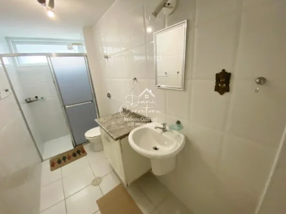Imagem Apartamento à venda em Guarujá-SP, bairro Pitangueiras: 1 quarto, 2 salas, 1 banheiro, 60m² de área.