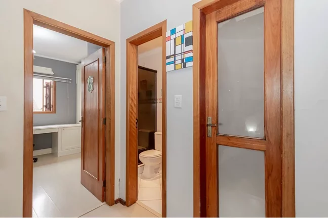 Imagem JIREB 141 612521044-60 - Casa à venda no bairro Jardim Itu - Porto Alegre/RS