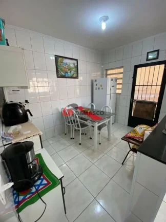 Imagem Sobrado à venda 3 Quartos, 1 Suite, 3 Vagas, 222M², Vila Palmares, Santo André - SP