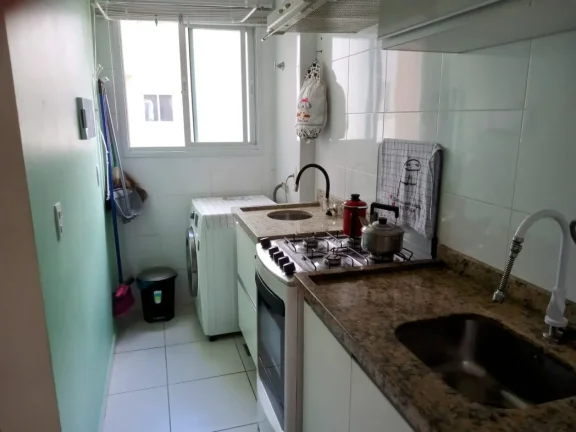 Imagem Apartamento semi-mobiliado à venda próximo às praias de Canasvieiras