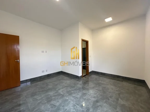 Imagem Casa com 3 quartos no American Park, em terreno com 180m² com 126m² de área construída possui:

...