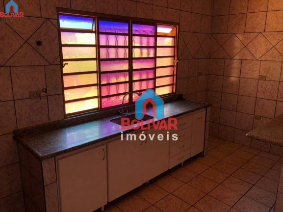 Imagem Casa com 3 dormitórios para alugar, 200 m² por R$ 2.700,00/mês - Residencial Jardim Primavera - Itumbiara/GO