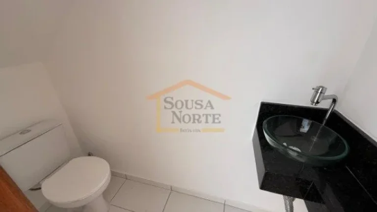 Imagem Casa em condomínio com 55 m², composta por 2 suítes (uma com varanda, as duas suítes ainda vão ...