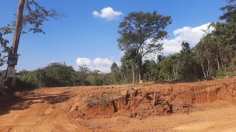 Imagem CHÁCARA DE 1.000, COM BARRAÇÃO, EM JUATUBA!